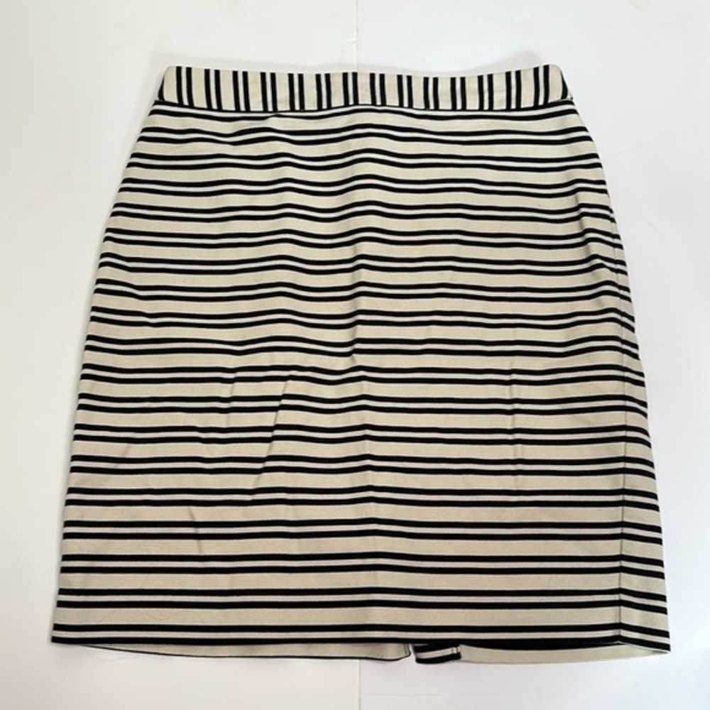 Striped Pencil Skirt‎